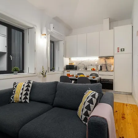 Whome Living Stylish & Cozy